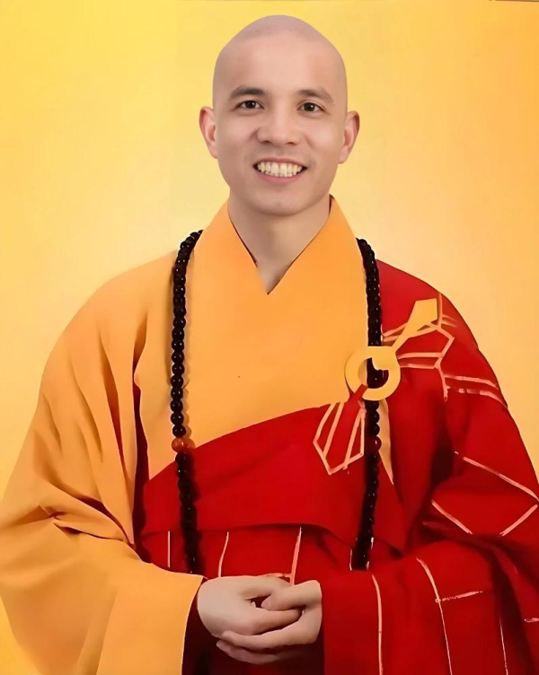 配资公司排名前十 少林寺新住持：开挖机种麦子的方丈